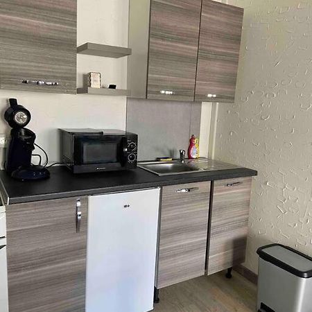 Studio Spacieux Proche Du Centre Ville Montceau-les-Mines Kültér fotó